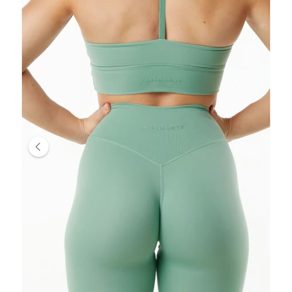 Alphalete Wonder Leggings - Picture 3 of 6